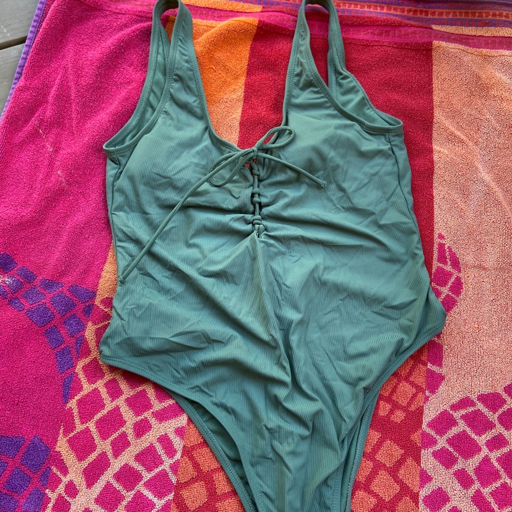 Army green one piece bathing suit 💚